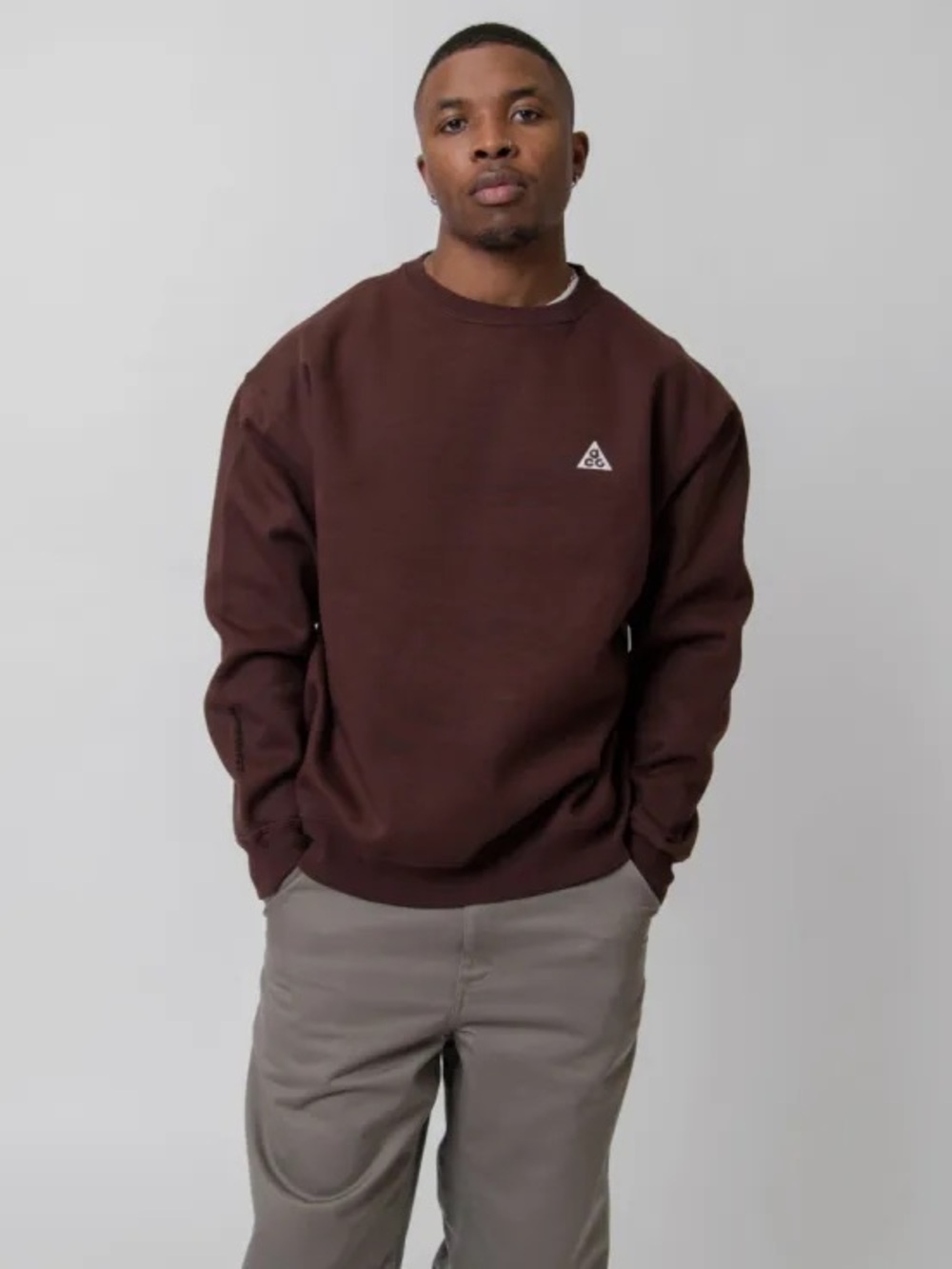 Nike ACG Therma-FIT Brown Crewneck Sweatshirt Pullover Size L Embroidered Logo